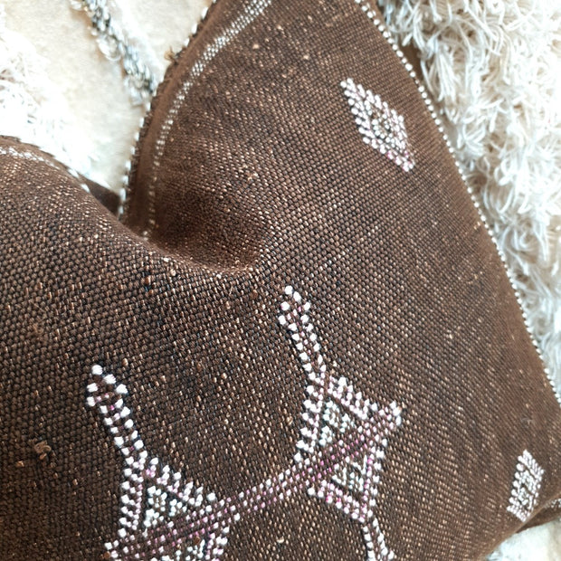 A Little Morocco, Cactus Silk Cushion, 50x50 Dark Coco Closeup