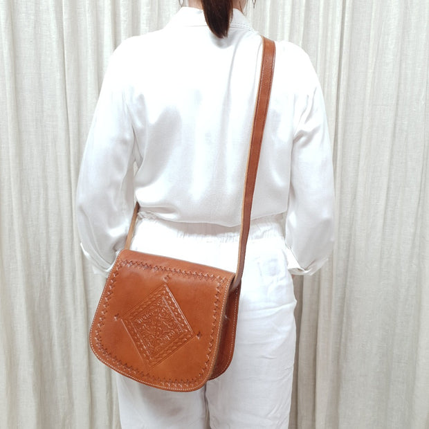 A Little Morocco Leather Bag Fez Large Tan Front