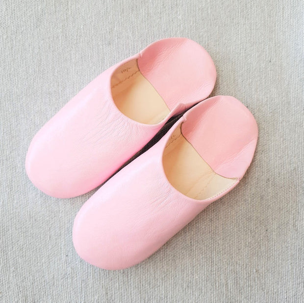 A Little Morocco, Babouche Slippers made with genuine leather in Pink, flatlay view