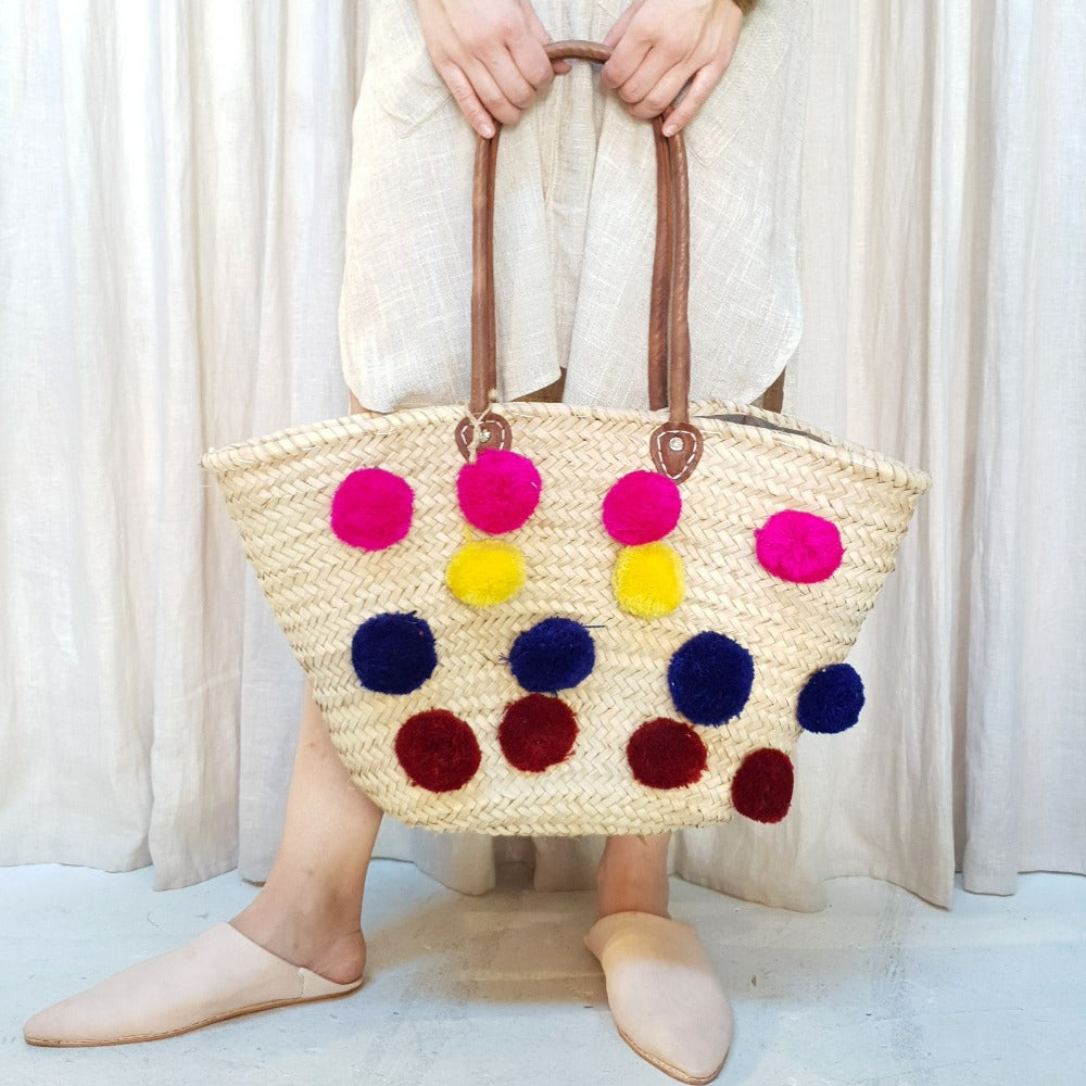 Basket bag with pom poms new arrivals